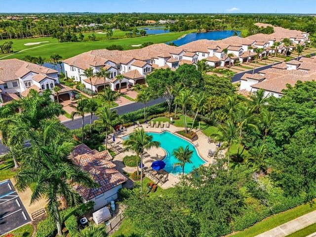 3730 Montreux LN 104, Naples, FL 34114