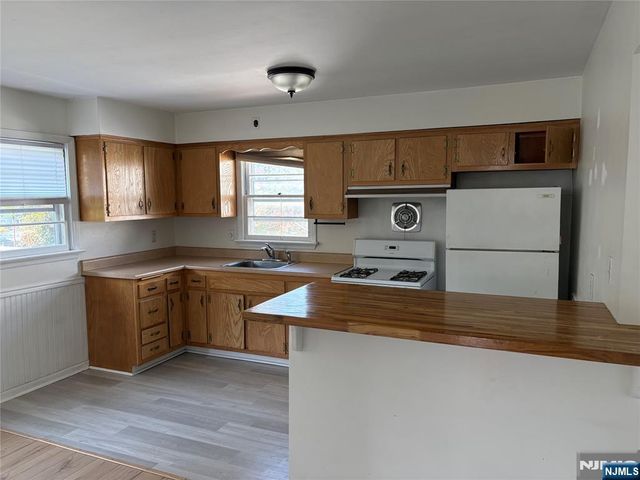 1 Sargeant Avenue 2, Clifton, NJ 07013