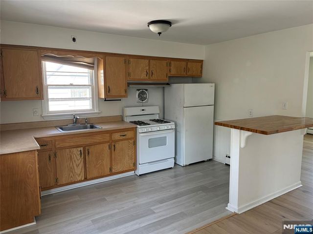 1 Sargeant Avenue 2, Clifton, NJ 07013