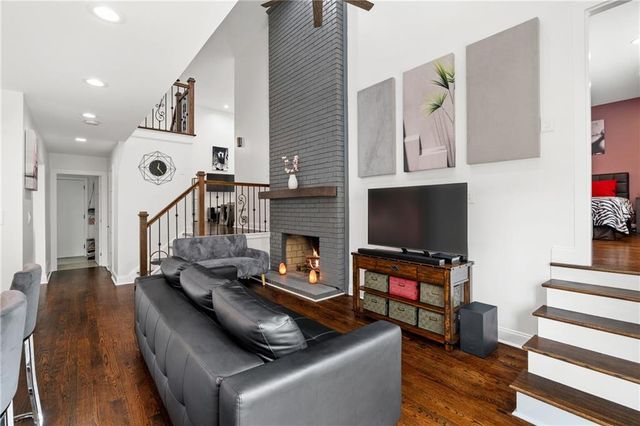 235 Leeward Lane, Roswell, GA 30076