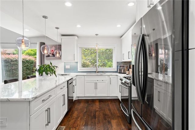 235 Leeward Lane, Roswell, GA 30076