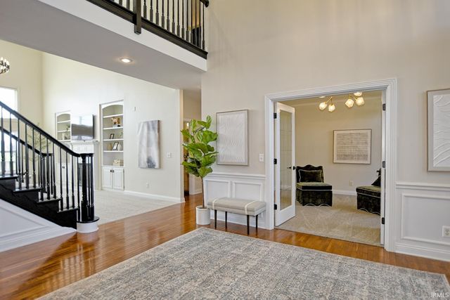 2122 Lakes Edge Drive, Newburgh, IN 47630