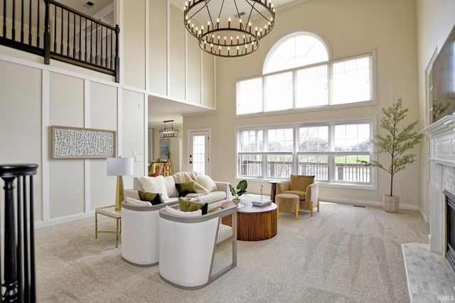 2122 Lakes Edge Drive, Newburgh, IN 47630