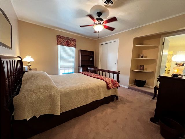 1427 E Cr 418, Premont, TX 78375