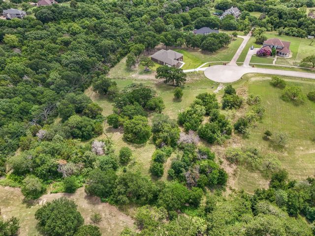 2407 Clear Creek Court, Cedar Hill, TX 75104
