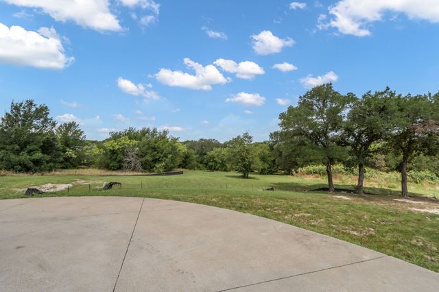 2407 Clear Creek Court, Cedar Hill, TX 75104