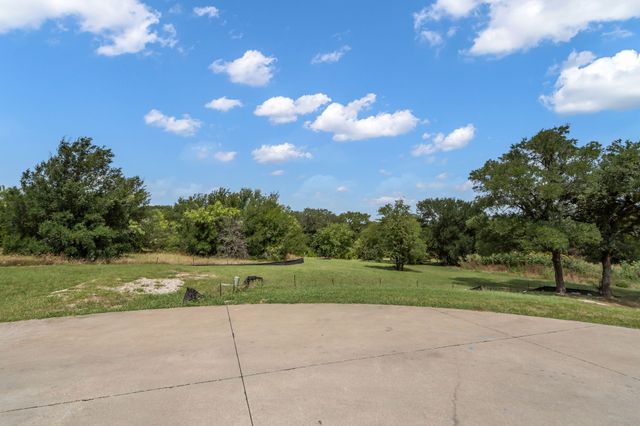 2407 Clear Creek Court, Cedar Hill, TX 75104