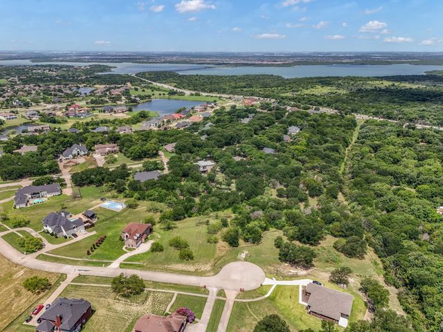 2407 Clear Creek Court, Cedar Hill, TX 75104