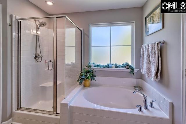 200 Charter Oaks Dr, Blythewood, SC 29016