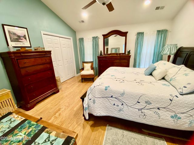 478 Sandpiper Bay Drive SW, Sunset Beach, NC 28468