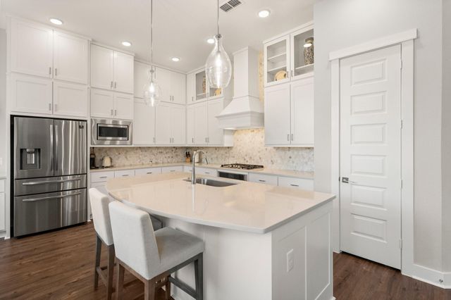 1715 Leilani Drive, Houston, TX 77055