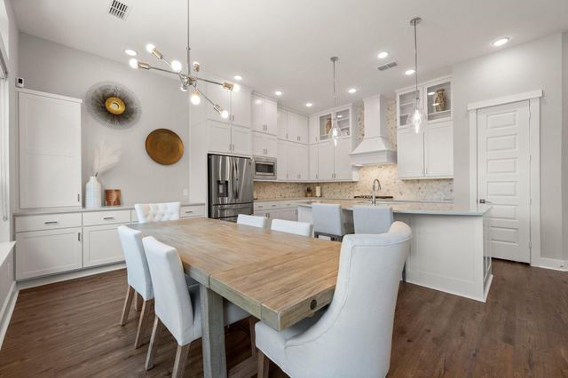 1715 Leilani Drive, Houston, TX 77055