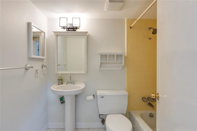 7094 Stonington NE Drive, Atlanta, GA 30328