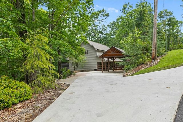 223 Denny Ridge Road, Jasper, GA 30143