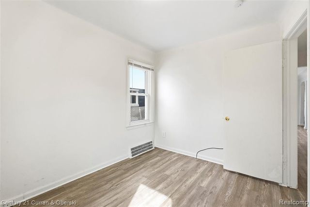 23035 Audette Street, Dearborn, MI 48124