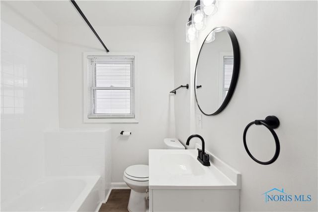 1952 Fairfax Road, Toledo, OH 43613