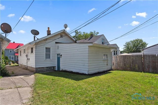 1952 Fairfax Road, Toledo, OH 43613