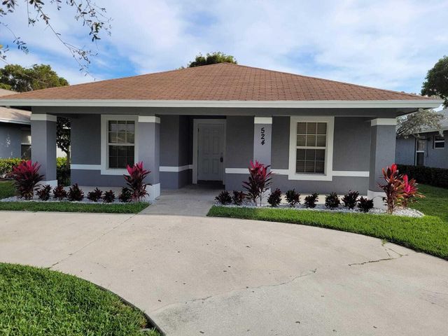 524 Southridge Road, Delray Beach, FL 33444