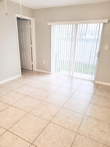 524 Southridge Road, Delray Beach, FL 33444