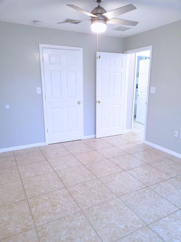 524 Southridge Road, Delray Beach, FL 33444