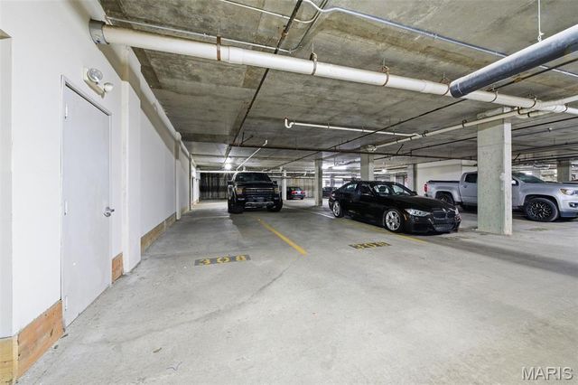 200 S Kirkwood Road 308, Kirkwood, MO 63122