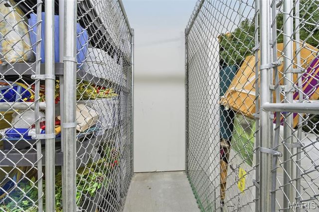 200 S Kirkwood Road 308, Kirkwood, MO 63122