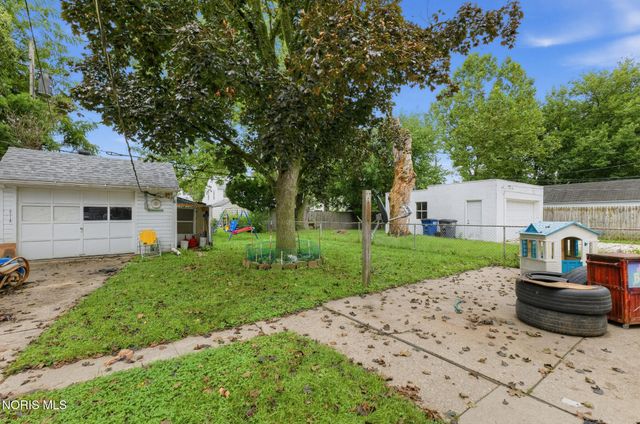 3702 Kershaw Avenue, Toledo, OH 43613