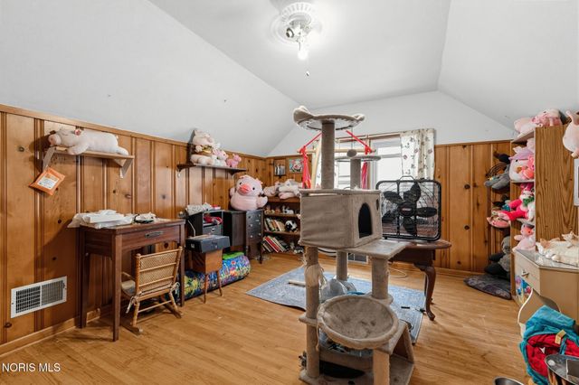 3702 Kershaw Avenue, Toledo, OH 43613