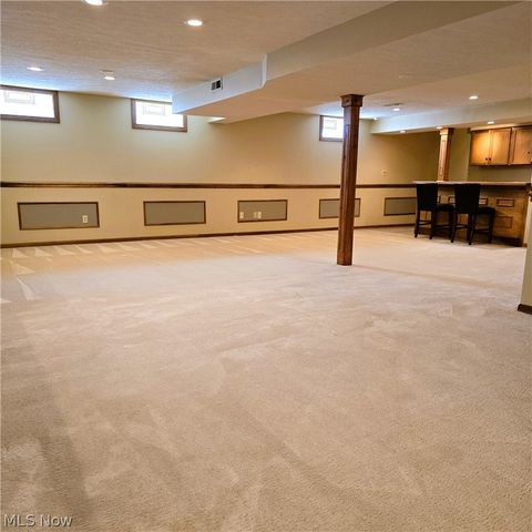 8420 Hunting Drive, North Royalton, OH 44133
