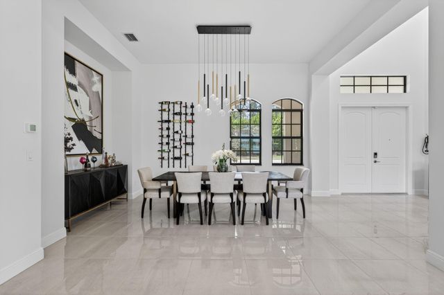 8550 W Parkland Bay Trail, Parkland, FL 33076