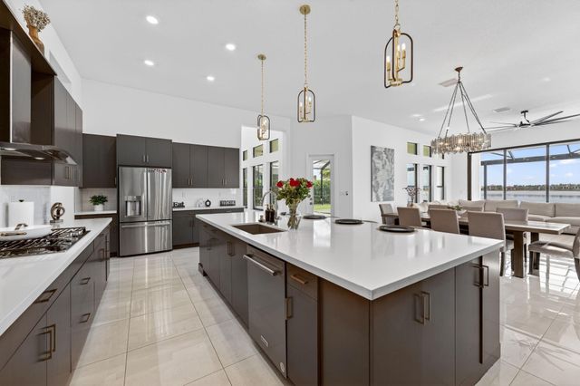 8550 W Parkland Bay Trail, Parkland, FL 33076