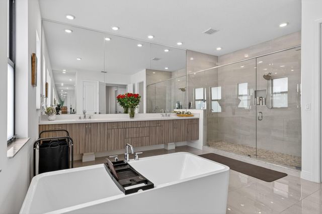 8550 W Parkland Bay Trail, Parkland, FL 33076