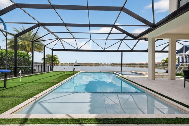 8550 W Parkland Bay Trail, Parkland, FL 33076