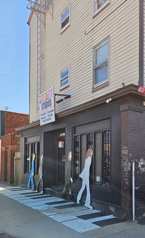 155 Rodman St, Fall River, MA 02721