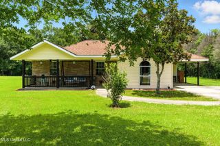 39 Cambridge Circle, Picayune, MS 39466