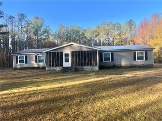 882 Caldwell Road, Gay, GA 30214