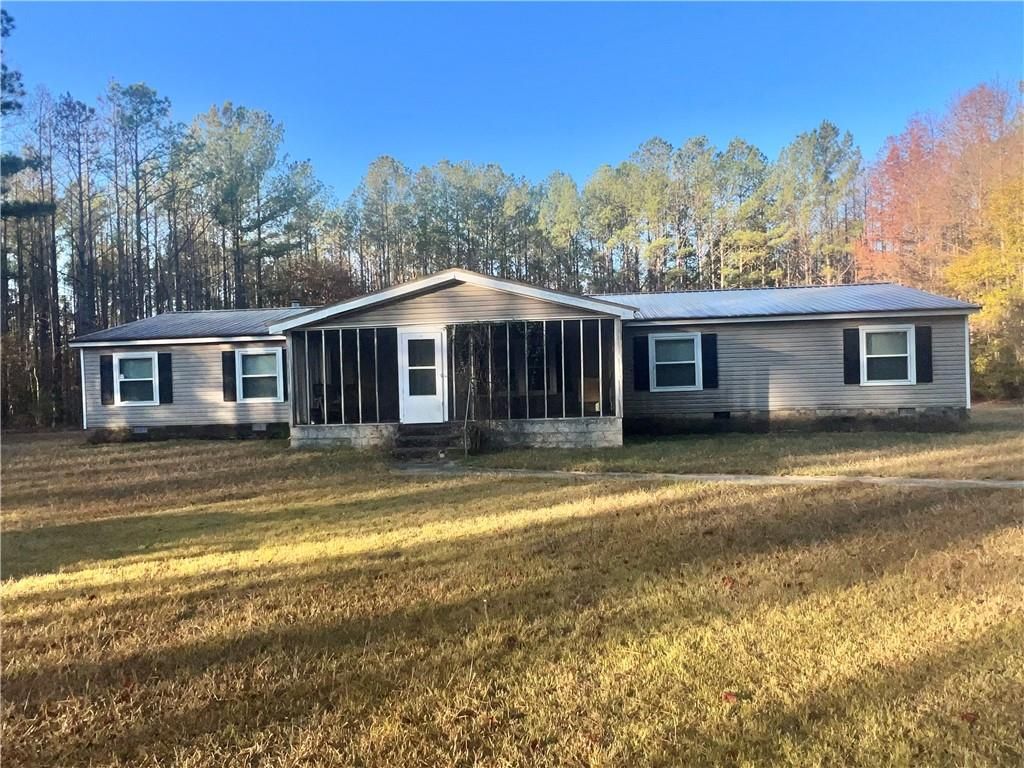 882 Caldwell Road, Gay, GA 30214