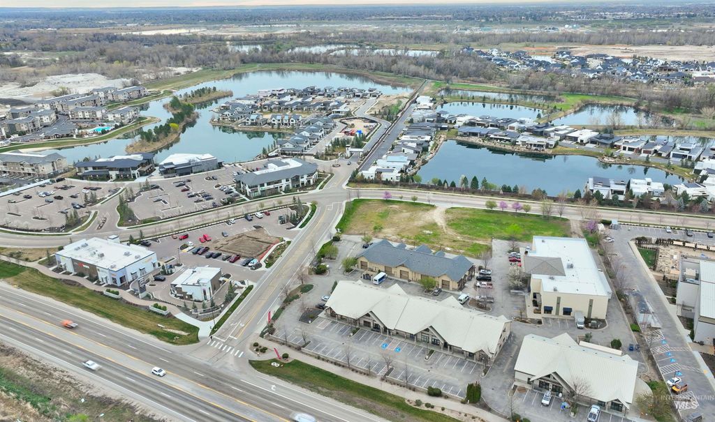 1045 S Ancona Ave, Eagle, ID 83616 photo 10