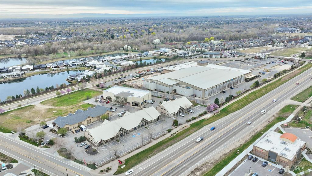 1045 S Ancona Ave, Eagle, ID 83616 photo 9