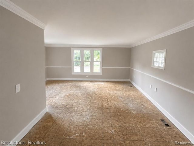 5745 Grayton Street, Detroit, MI 48224