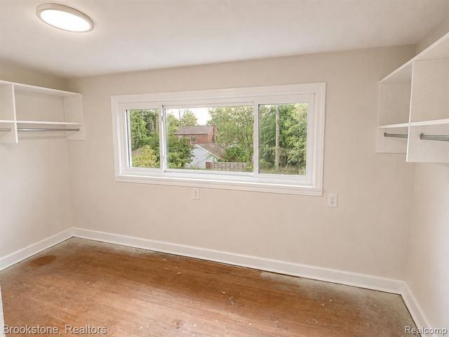 5745 Grayton Street, Detroit, MI 48224