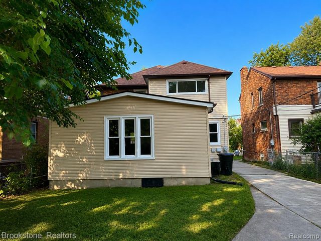 5745 Grayton Street, Detroit, MI 48224