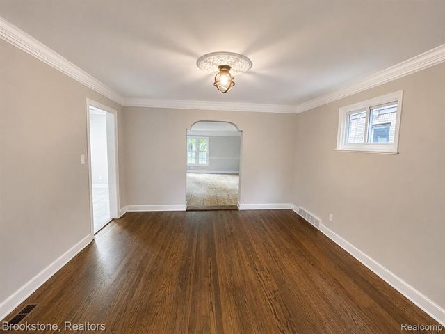 5745 Grayton Street, Detroit, MI 48224