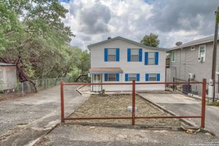 1108 Pebble Beach Dr NW, Lakehills, TX 78063