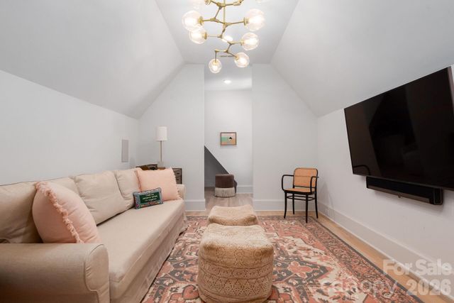 3020 Whiting Avenue, Charlotte, NC 28205