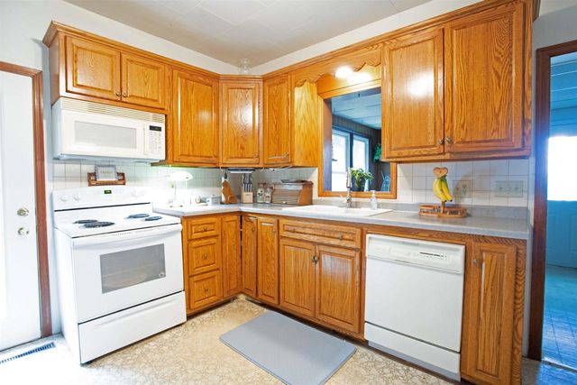 N3225 County Road K, Mauston, WI 53948