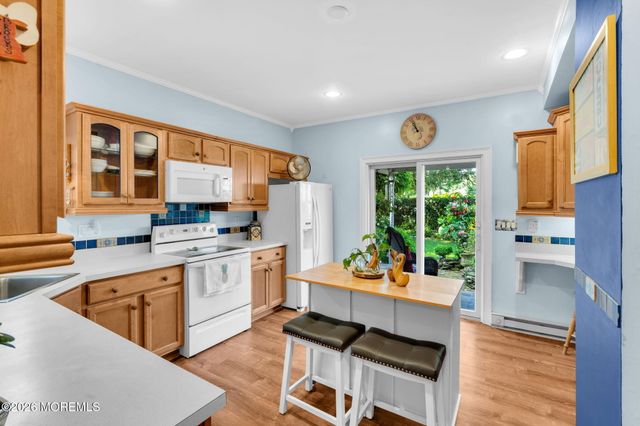 40 1st Street, Rumson, NJ 07760