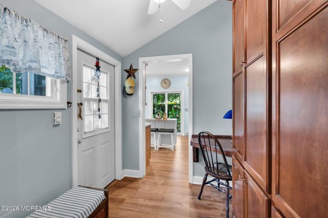 40 1st Street, Rumson, NJ 07760