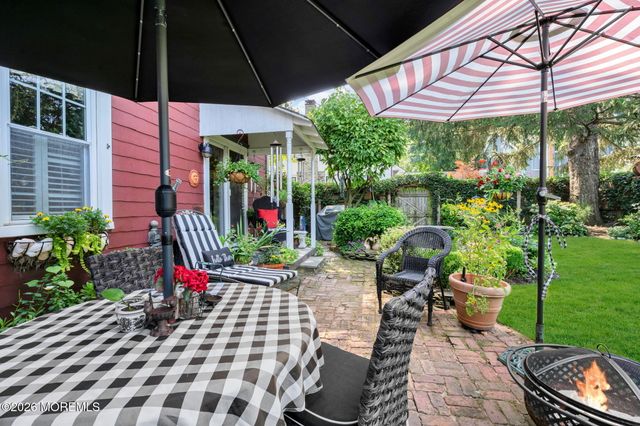40 1st Street, Rumson, NJ 07760