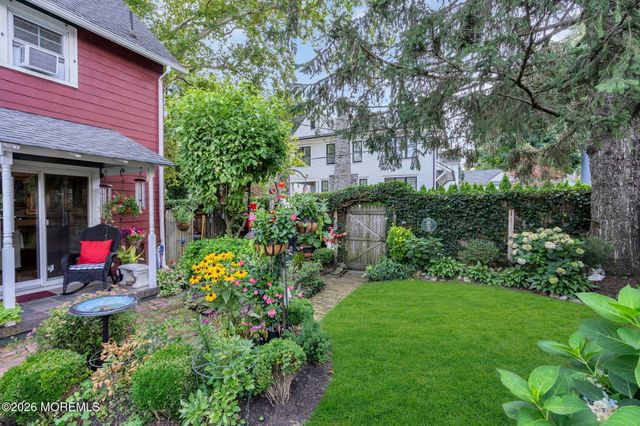 40 1st Street, Rumson, NJ 07760